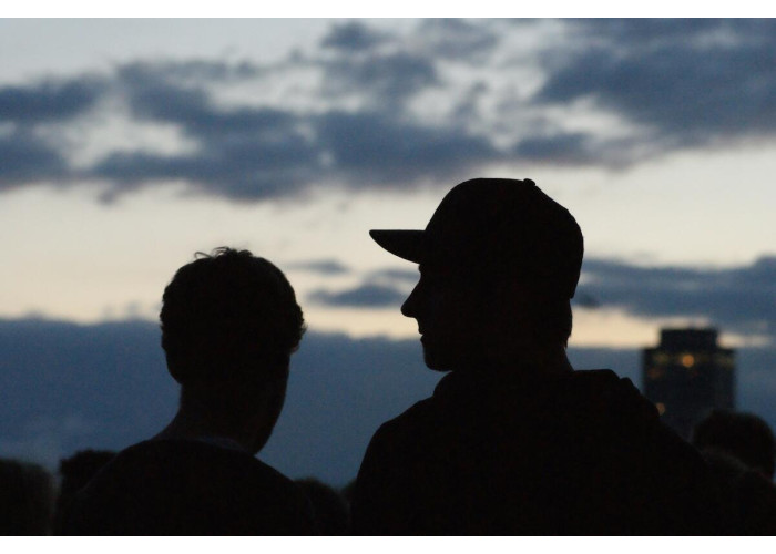 Який серіал подивитися на вихідні? Весь світ зараз обговорює нове творіння Netflix про юнака-вбивцю.